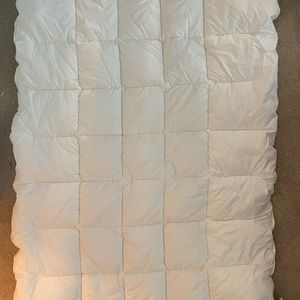 Pottery barn kids Quallowarm toddler duvet insert